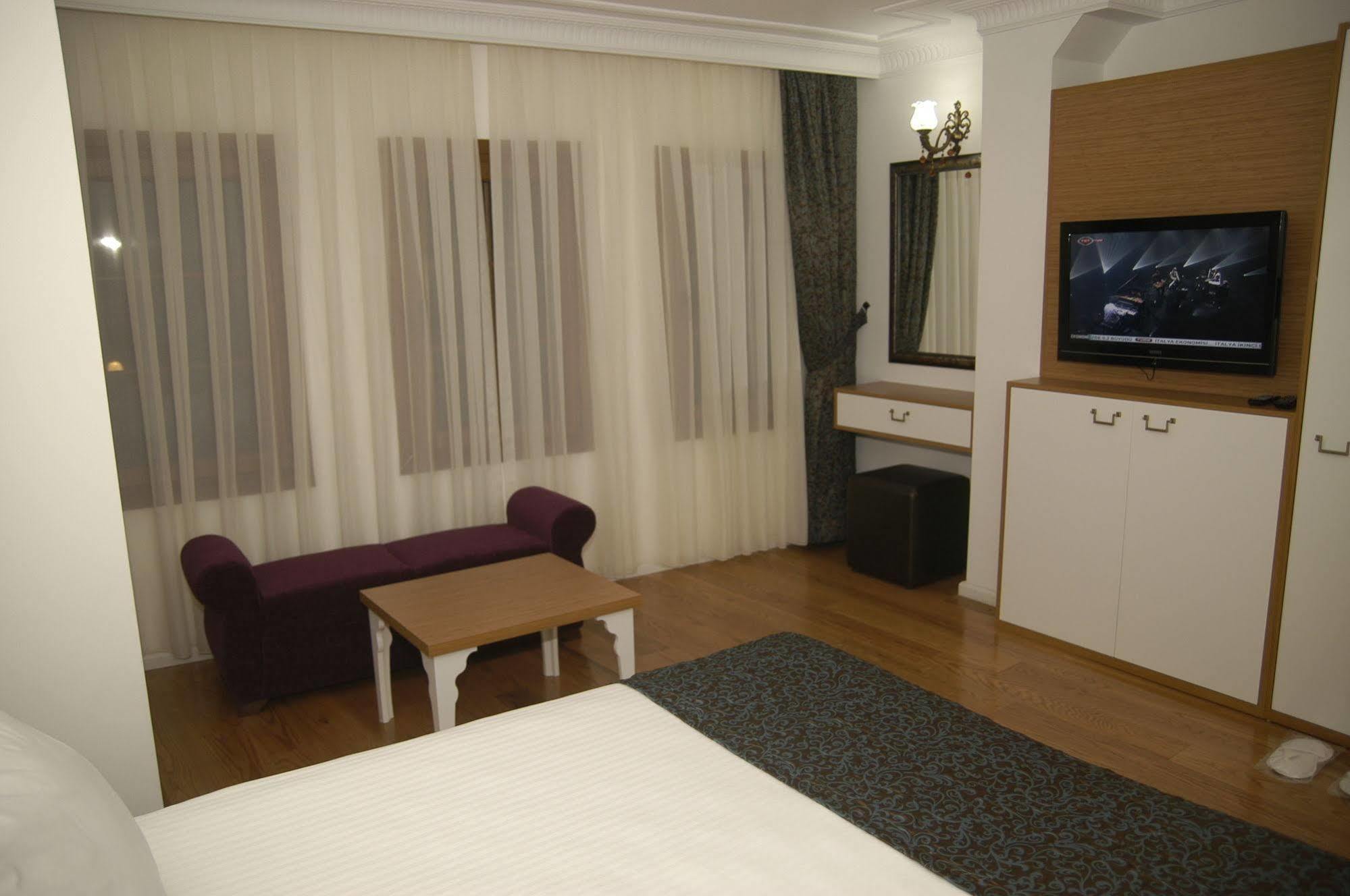 Jakaranda Hotel Isztambul Kültér fotó