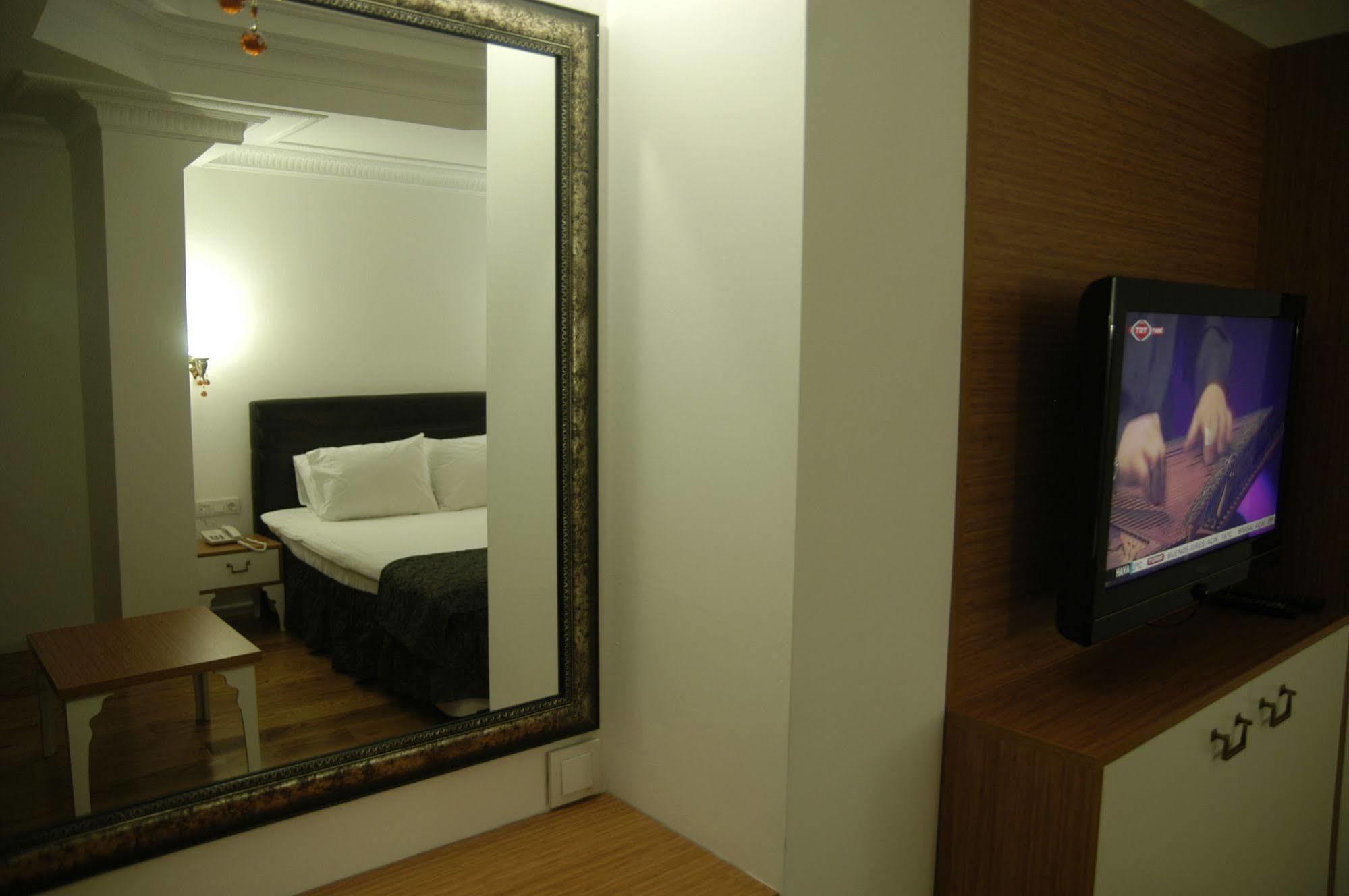 Jakaranda Hotel Isztambul Kültér fotó