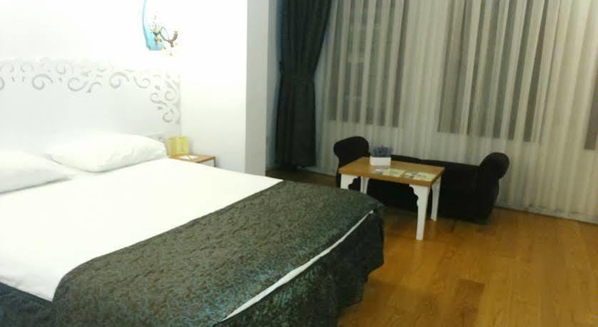 Jakaranda Hotel Isztambul Kültér fotó